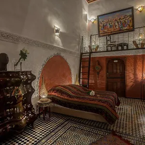 Mv 5*, Fez Marruecos